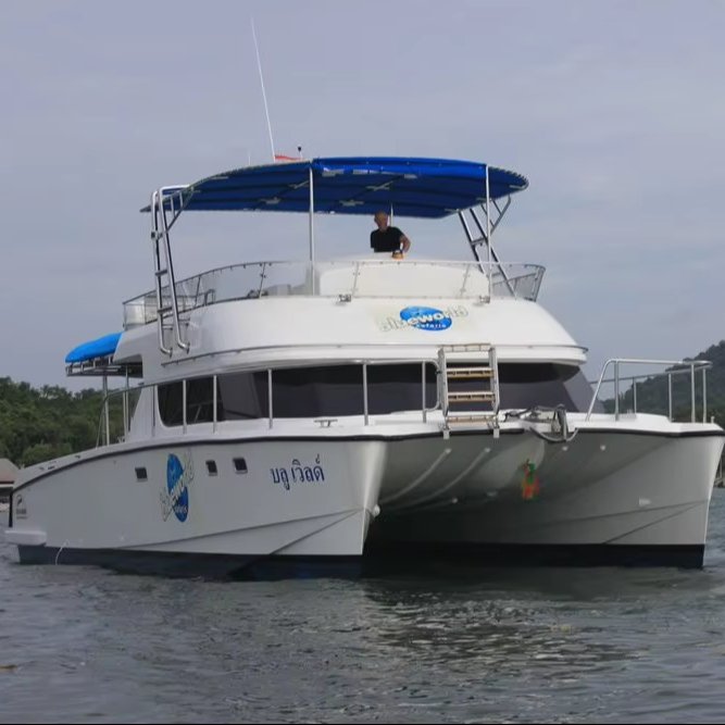 Luxury 50-Passenger Water Taxi Inflatable Boat AT1600 Aluminum/Fiberglass/Steel Hull Fishing Cruising River Use Optional Trailer